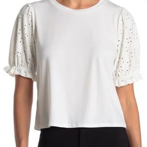 NWT BCBGeneration Eyelet Puff Sleeve T-Shirt. Size Medium.